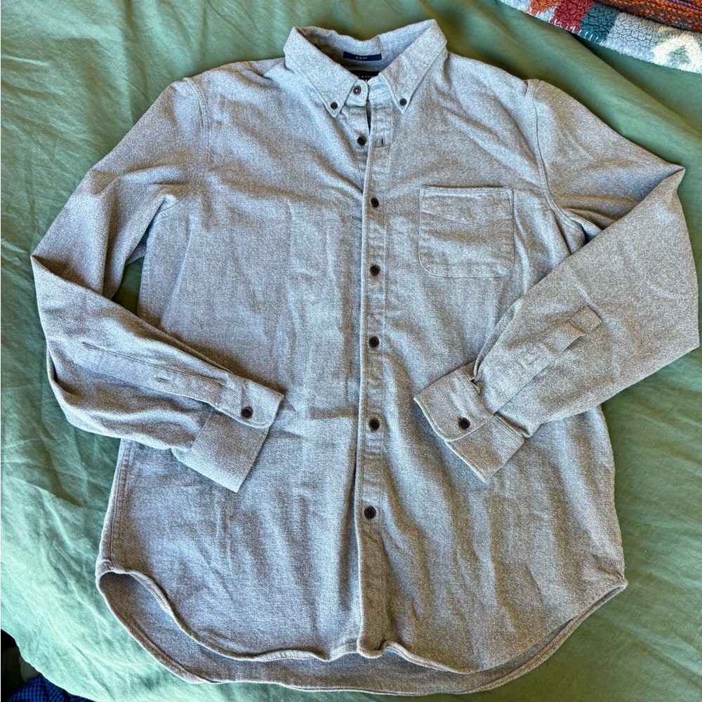 Lucky Brand Size Medium Gray Button Down Shirt